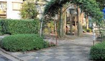 ライオンズマンション護国寺 公園