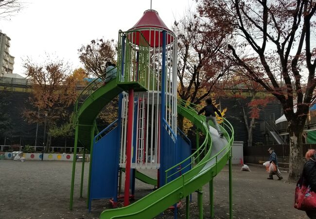 代官山デュープレックス 公園