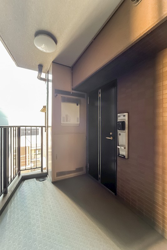 ライオンズマンション川崎宮前町 現地写真（玄関）
