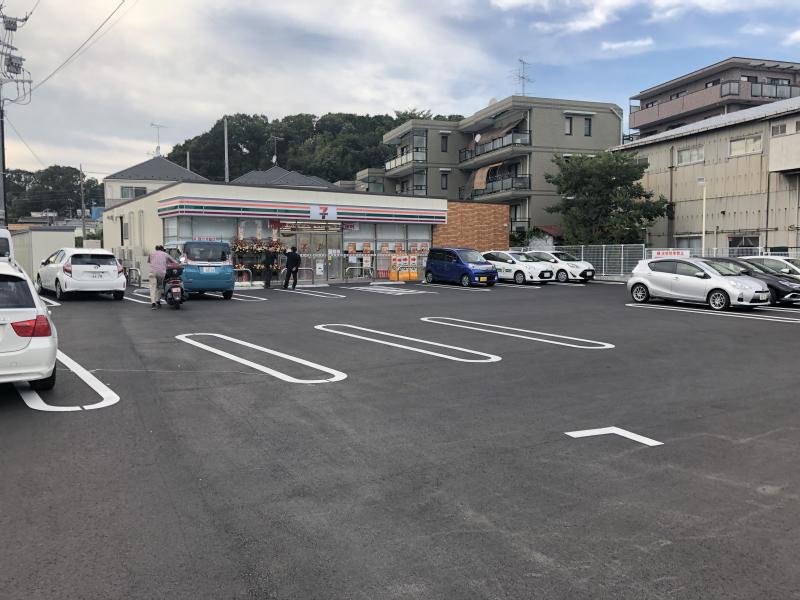 ペガサスマンション大倉山 コンビニ