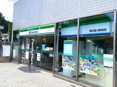 リブゼ横浜ビューステージ コンビニ