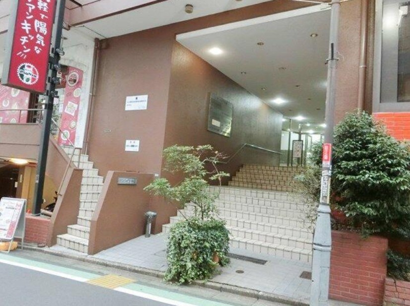 サンハイツ中野 共用部写真（エントランス）