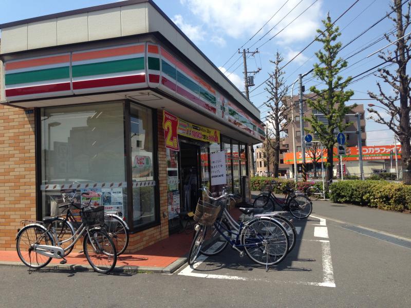 フォルスコート川崎グランテール コンビニ