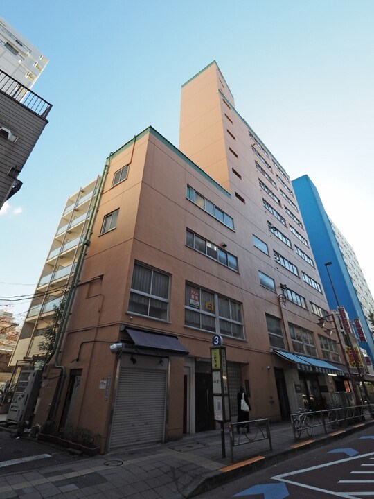 三軒茶屋ターミナルビル 現地写真