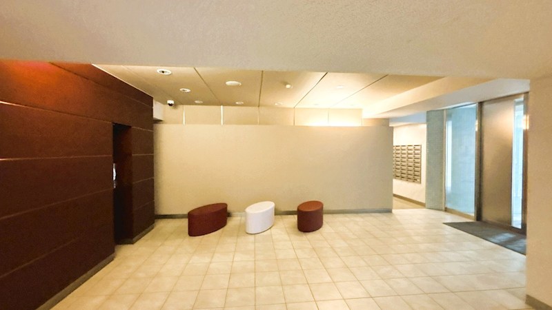 レフィール銀座フロント 共用部写真（エントランス）