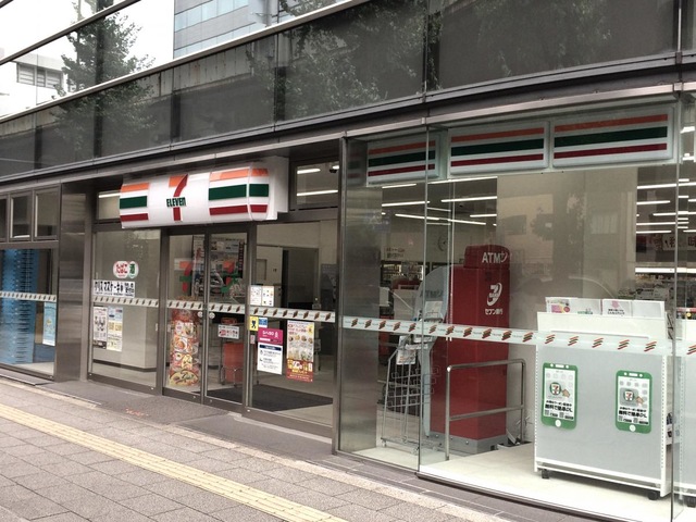 ライオンズ千代田岩本町ミレス コンビニ