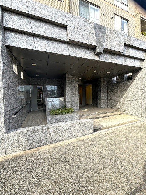 パルテール深沢 共用部写真（エントランス）